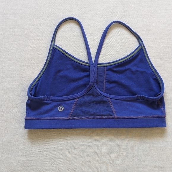 LULULEMON Flow Y Bra IV Size 4 - Picture 8 of 9